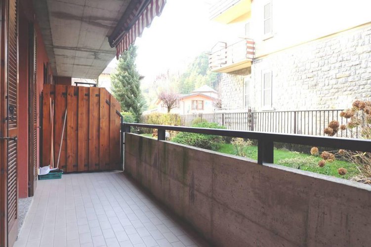 Trilocale con terrazze e box Clusone