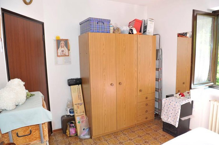 Sant’Omobono Terme servitissimo bilocale balconato con box Sant'Omobono Terme