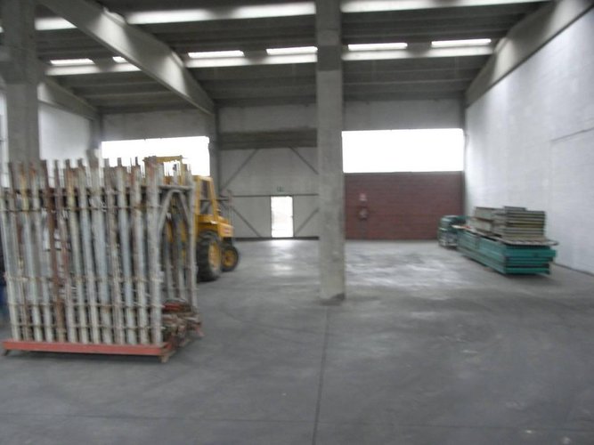 VALBREMBO - ZONA INDUSTRIALE - CAPANNONE