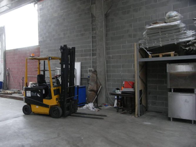 VALBREMBO - ZONA INDUSTRIALE - CAPANNONE Valbrembo