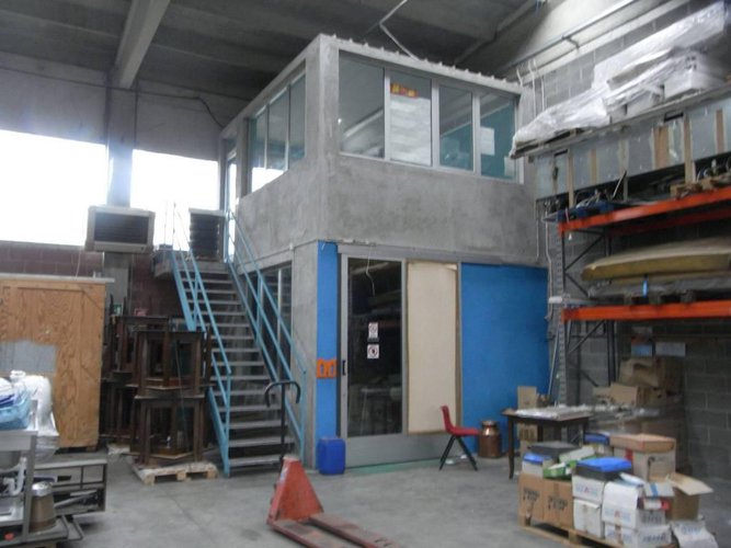 VALBREMBO - ZONA INDUSTRIALE - CAPANNONE Valbrembo