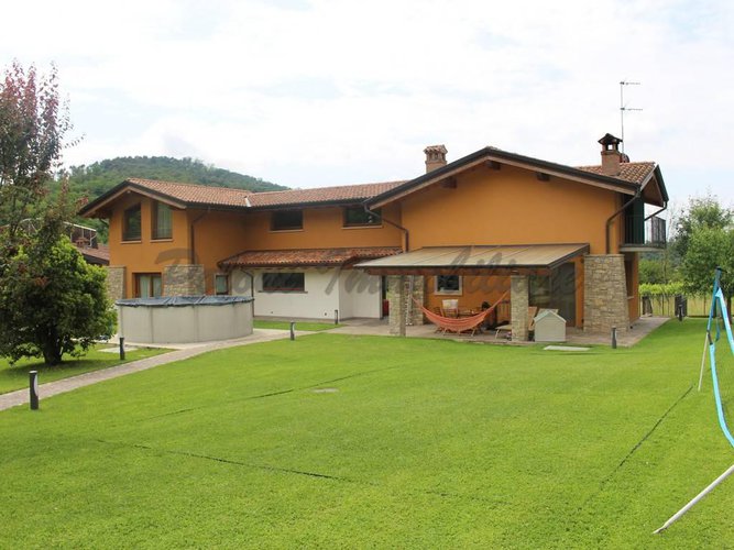 Vendita Villa Trescore Balneario