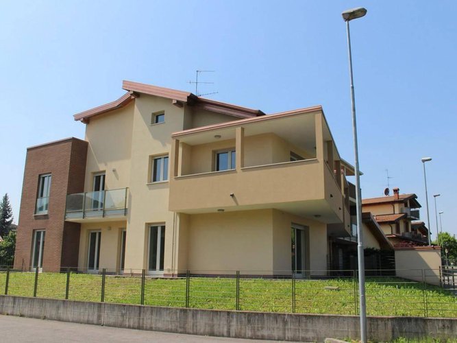 Quadrilocale Albano Sant'Alessandro