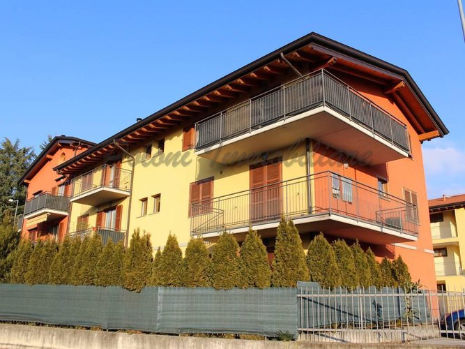 Trescore B., trilocale piano primo Trescore Balneario