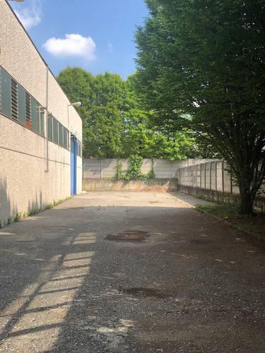 Capannone Ronco Briantino