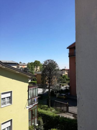 COMODO CON SCUOLE, SUPERMERCATO E MEZZI DI TRASPORTO Merate