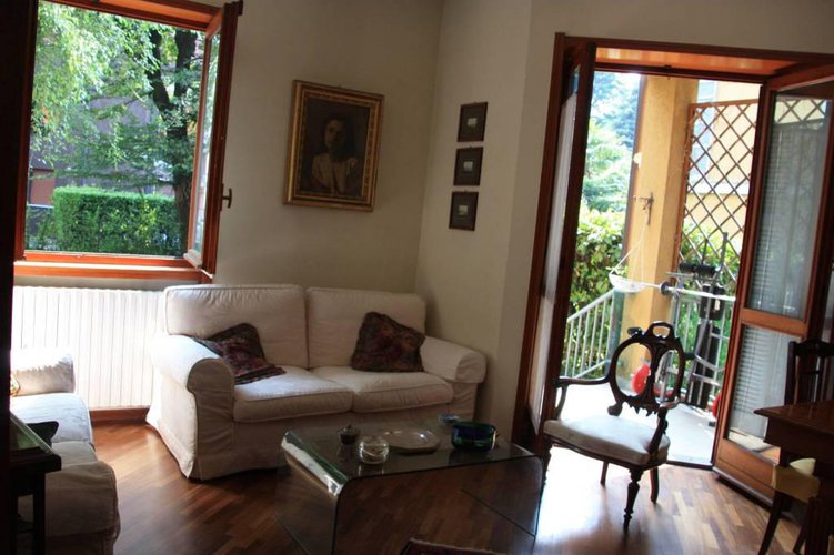 CENTRO CON GIARDINO Merate