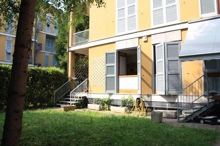 CENTRO CON GIARDINO Merate