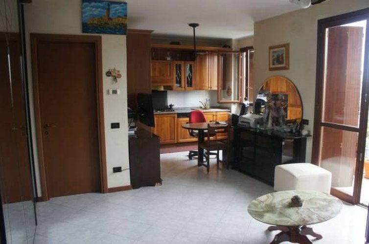 3 locali Meda Celso Meda