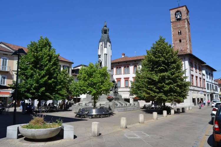 Bar/gelateria Seregno centro strorico Seregno