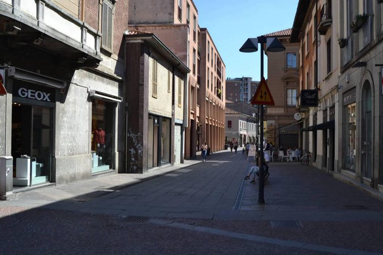 Bar/gelateria Seregno centro strorico Seregno