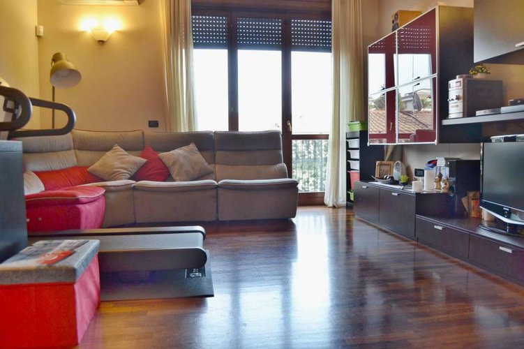 3 Locali Seregno Sicilia Seregno