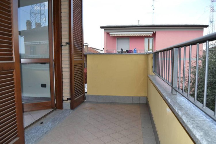 3 locali cesano Maderno Molinello Cesano Maderno