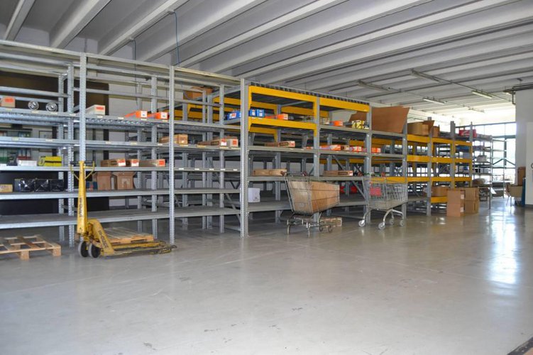 Capannone Valassina Seregno Seregno