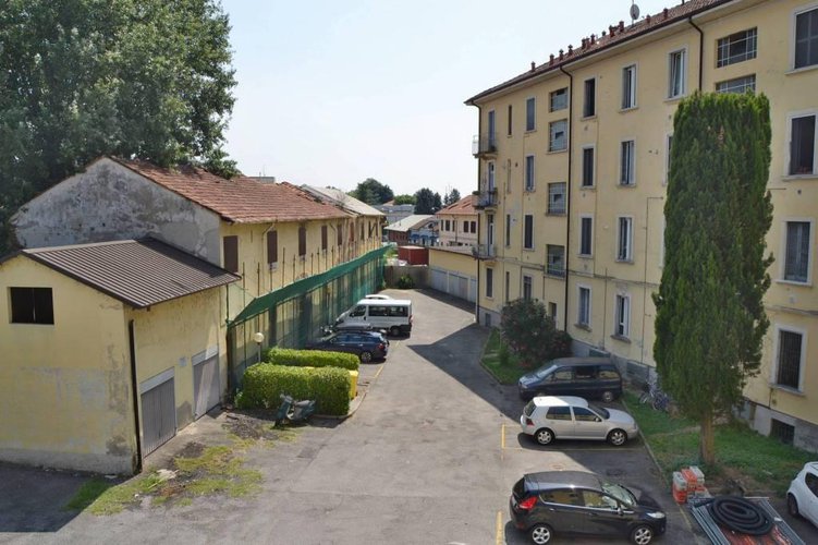 2 locali Monza San Rocco Monza