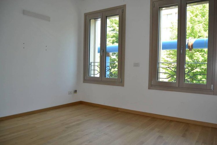 3 Locali seregno Locazione Polo Seregno