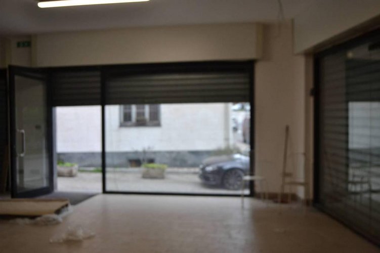 negozio locazione Giussano Giussano