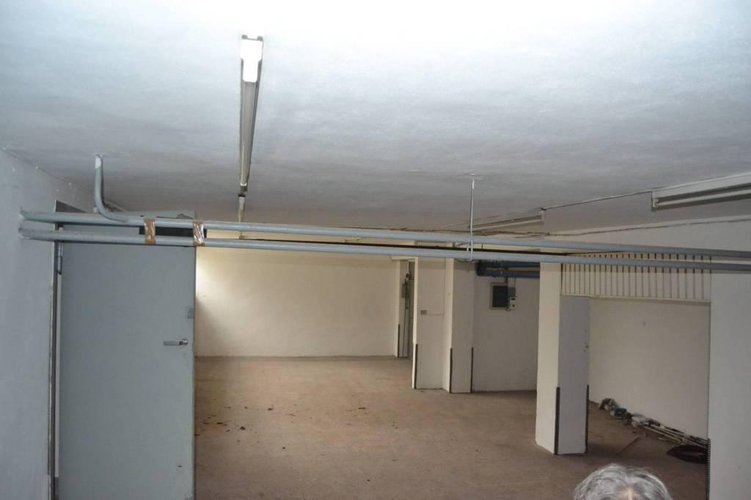 negozio locazione Giussano Giussano