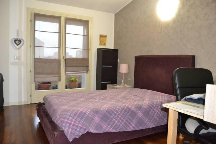 Locazione 3 locali piazza roma Seregno