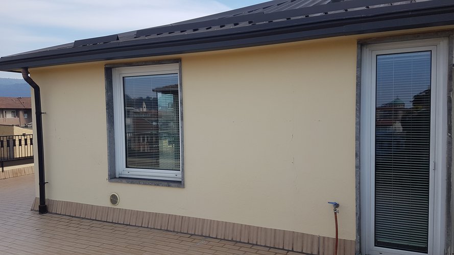 Attico. Via Malj Tabajani. Vista città alta. Bergamo