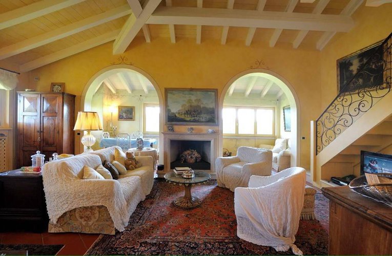 Soiano del Lago (BS). Nel Golf Club attico con vista Soiano del lago