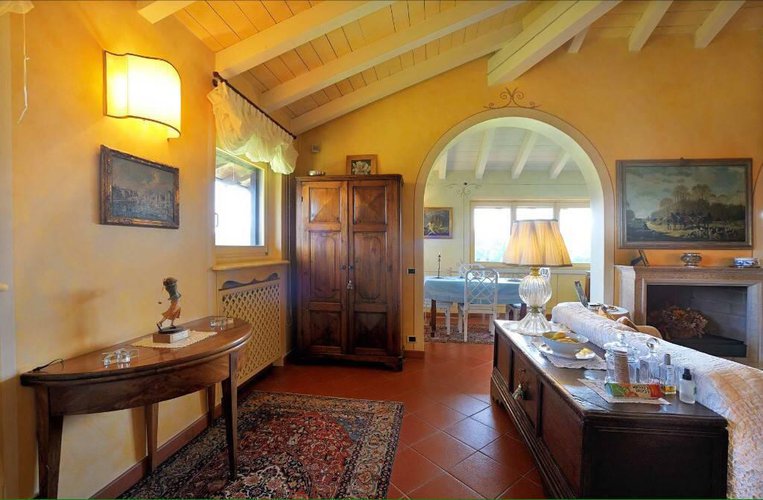 Soiano del Lago (BS). Nel Golf Club attico con vista Soiano del lago