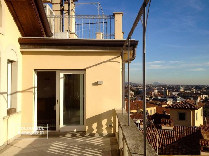 Attico in vendita a Bergamo, Centrale Bergamo