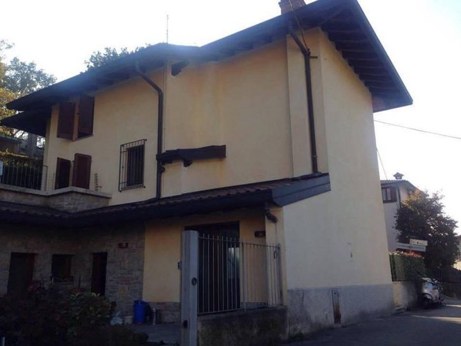 Via Castellina Paladina