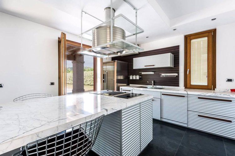 GRUMELLO DEL MONTE Grumello del Monte