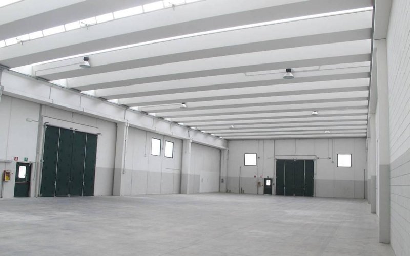 AFFITTASI IMMOBILE INDUSTRIALE 2.076 MQ IN VIA TONALE 19 Albano Sant'Alessandro