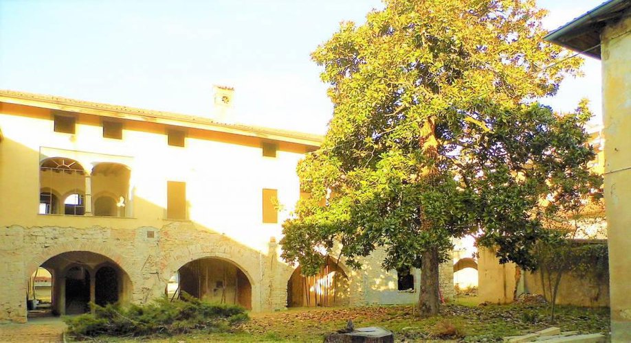 In antico palazzo del 700