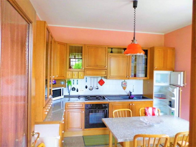 strepitosa villa singola con 2 appartamenti Carobbio degli Angeli