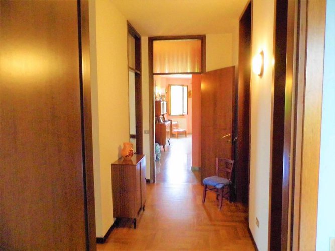 strepitosa villa singola con 2 appartamenti Carobbio degli Angeli