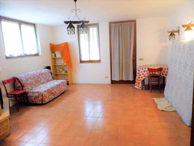 strepitosa villa singola con 2 appartamenti Carobbio degli Angeli