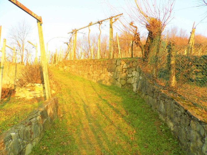 letteralmente in paese Carobbio degli Angeli