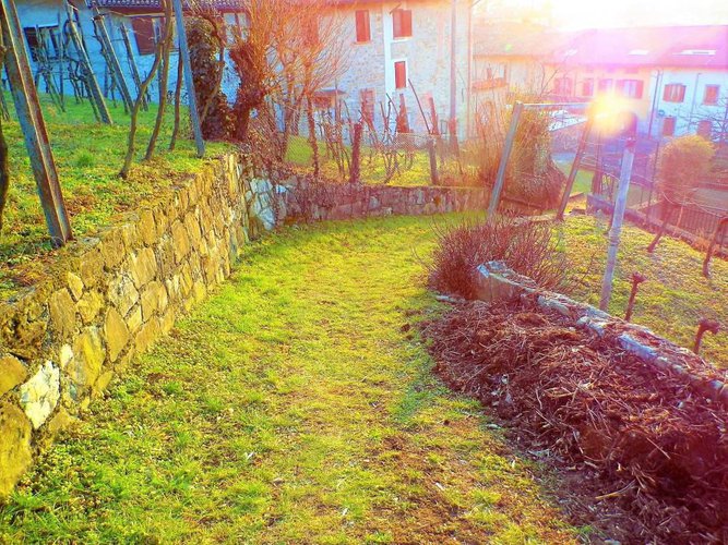 letteralmente in paese Carobbio degli Angeli