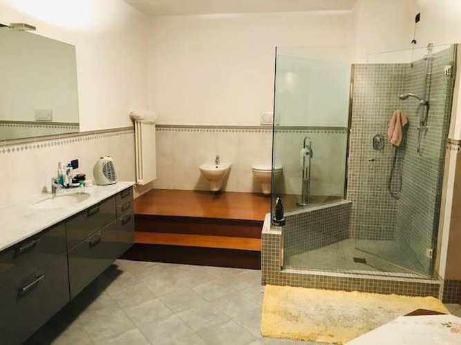 recente ampio quadrilocale piano alto Bergamo