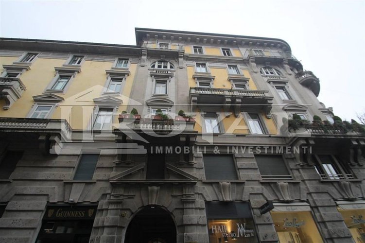 Ufficio di 240 mq in Via S. Francesco d'Assisi Bergamo