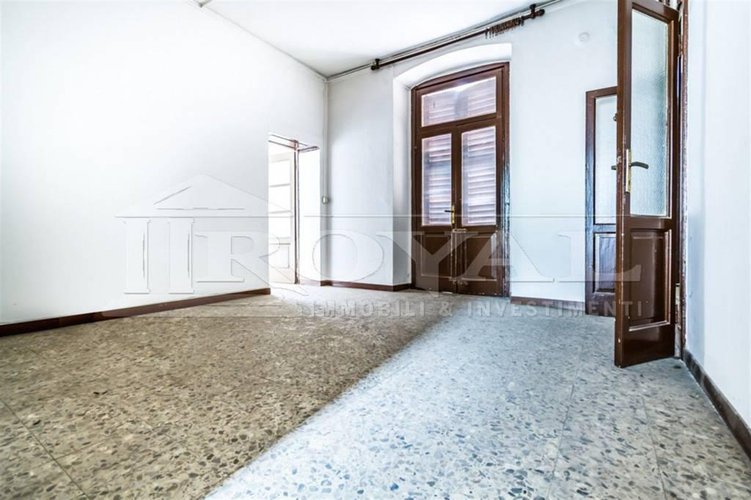 Trilocale di 100 mq da ristrutturare Bergamo