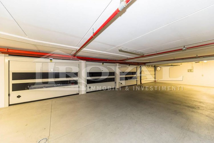 Box singolo in Via Carrozzai Bergamo