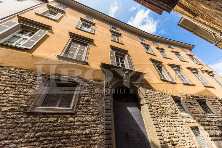 Città Alta - Appartamento di 150 mq ristrutturato Bergamo