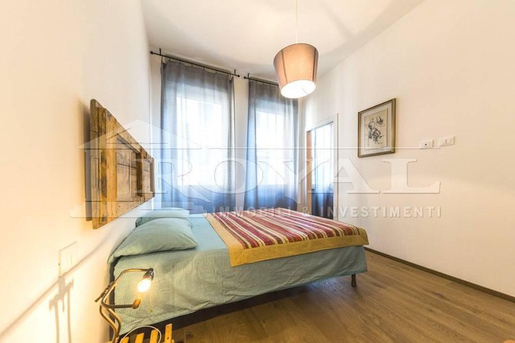 Trilocale ristrutturato a nuovo in zona Via XX Settembre Bergamo