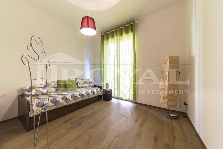 Trilocale ristrutturato a nuovo in zona Via XX Settembre Bergamo