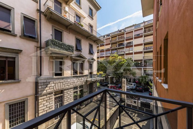 Trilocale ristrutturato a nuovo in zona Via XX Settembre Bergamo