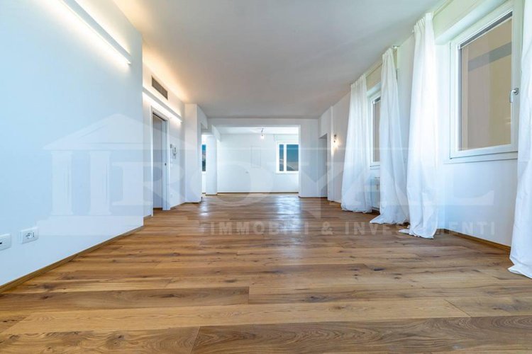 Via Ghislanzoni - Nuovo quadrilocale di 150 mq Bergamo