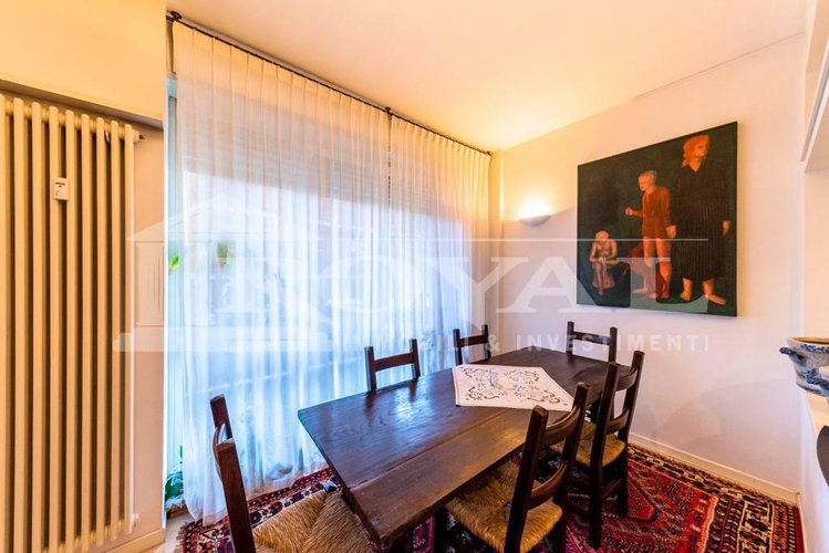 Via S. Alessandro Alta-trilocale ristrutturato con terrazzo Bergamo