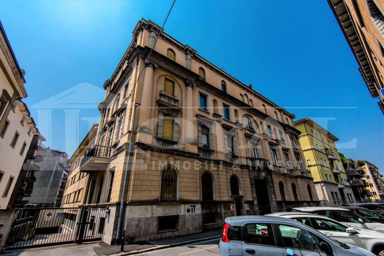 Via Scotti - Trilocale ristrutturato in palazzo d'epoca Bergamo