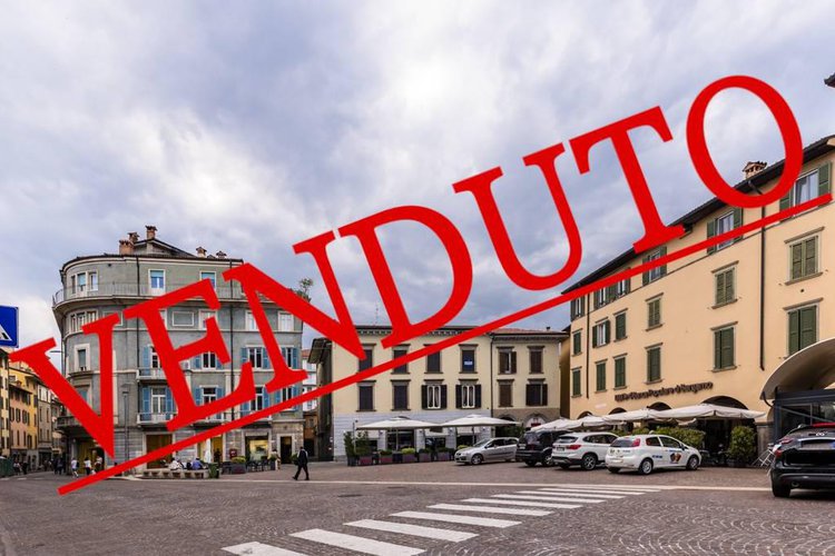 Piazza Pontida - Ampio bilocale con ascensore