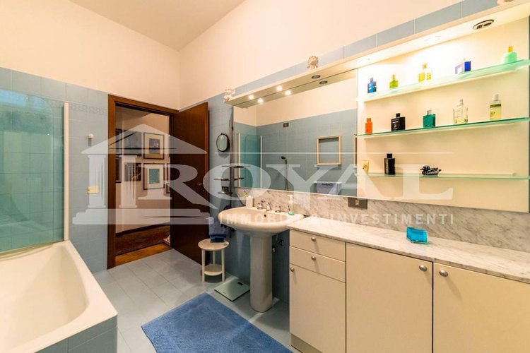 Piazza Pontida - Ampio bilocale con ascensore Bergamo