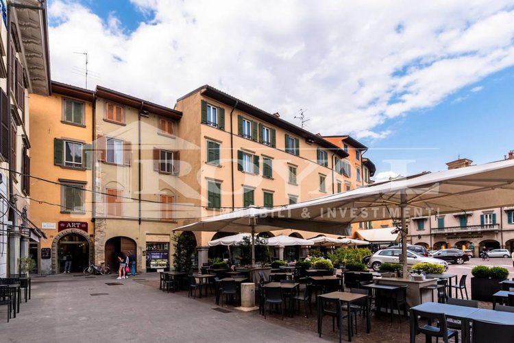 Piazza Pontida - Ampio bilocale con ascensore Bergamo